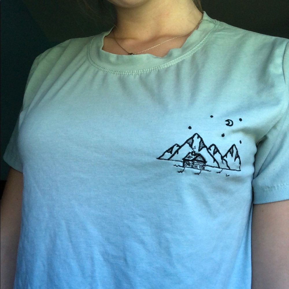 Cropped tee
